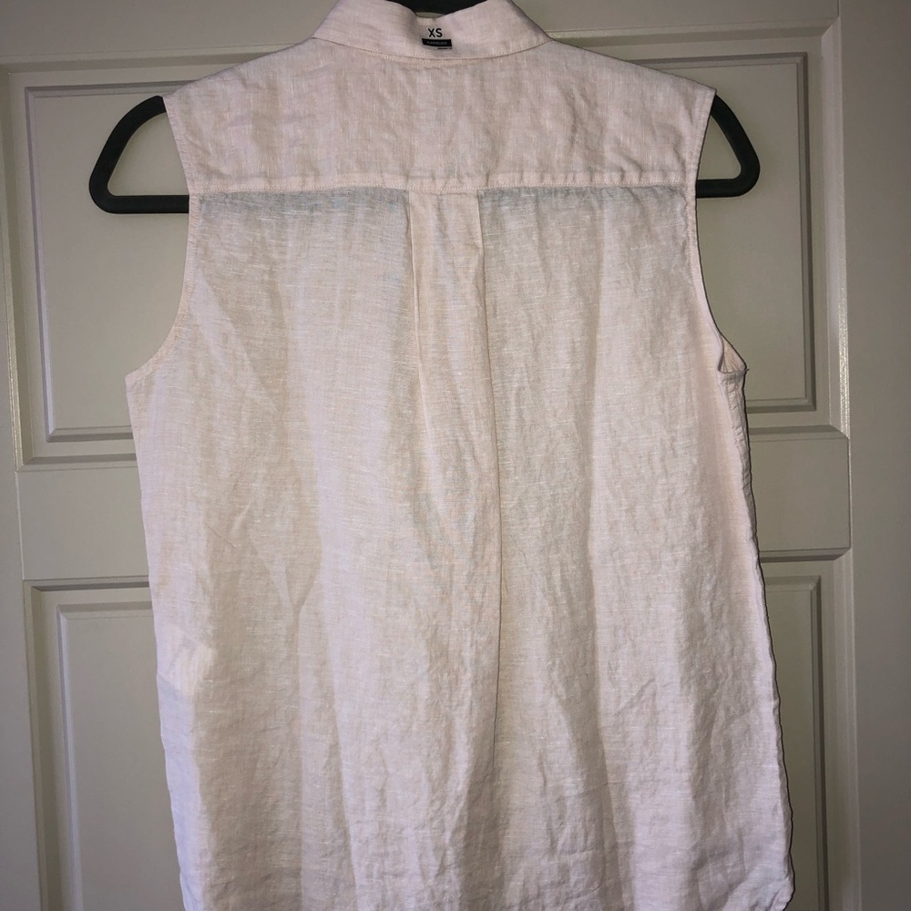 Uniqlo linen shirt